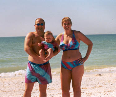 Wave to the camera, Lizzie!