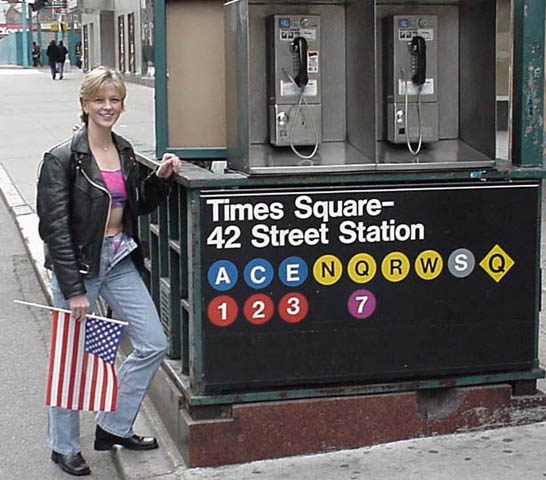 (singing) I gotta be a part of it...